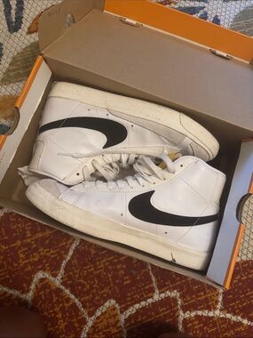 Nike White & Black High-Top Swoosh Sneakers